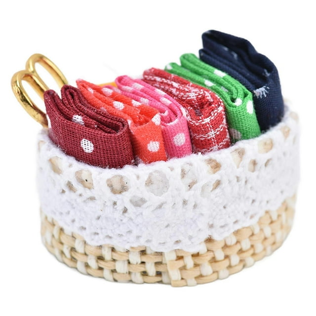 Dollhouse Needlework Kit 1:12 Simulation Vivid Exquisite Miniature Sewing Supply Needle Box for Dollhouse Decoration