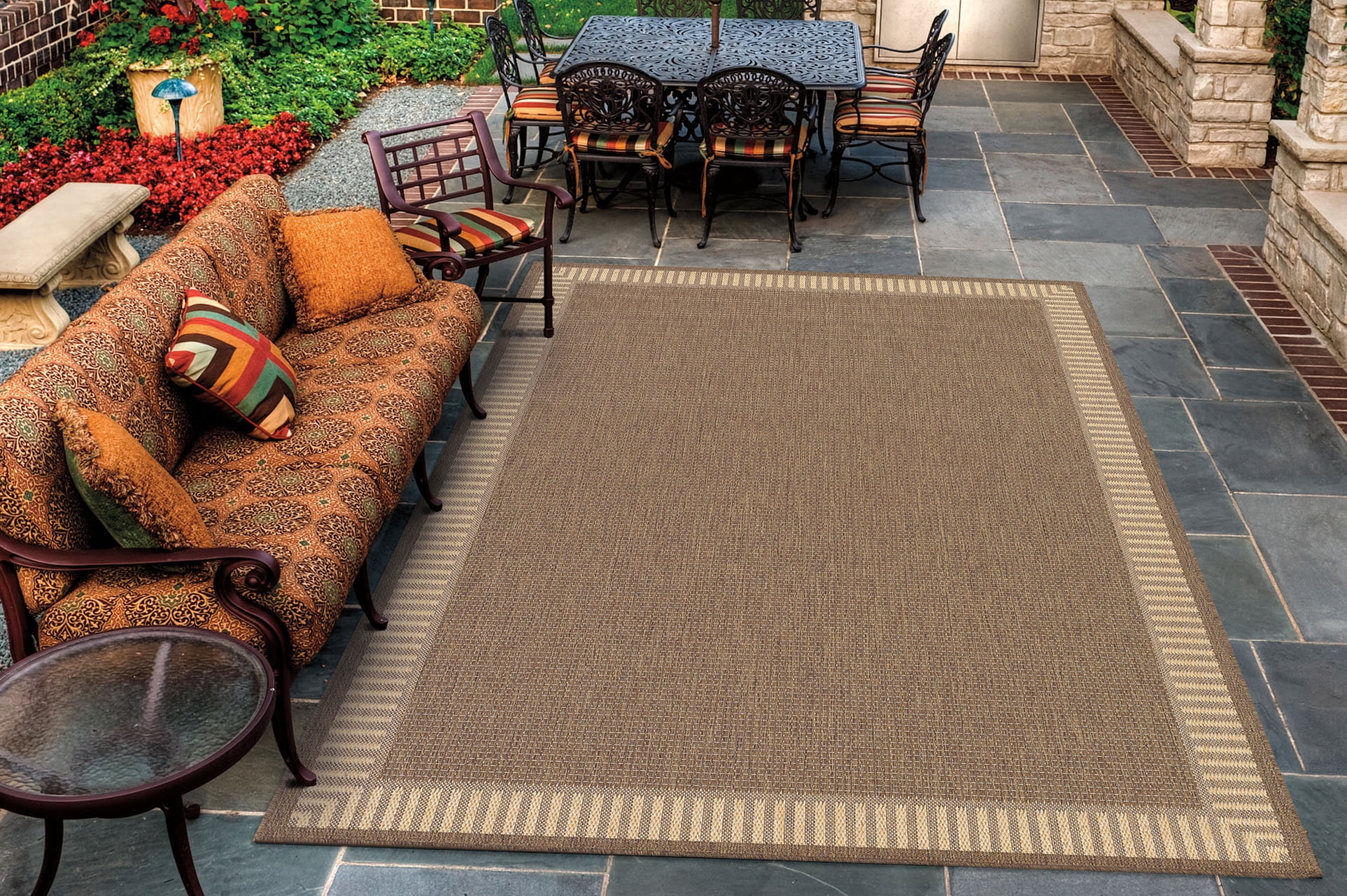 Couristan 7.5' Cocoa Brown Square Polypropylene Area Throw Rug