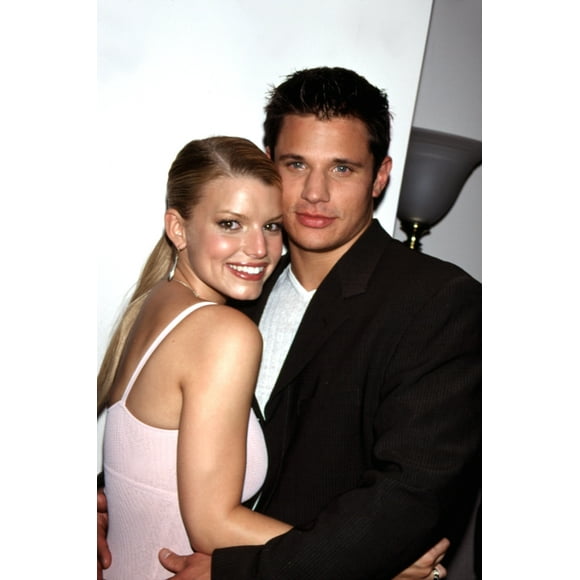 Jessica Simpson, Nick Lachey At Premiere Of 'Here On Earth' , Ny 32300, Photo By Sean Roberts Courtesy Everett Collection Celebrity (16 x 20)