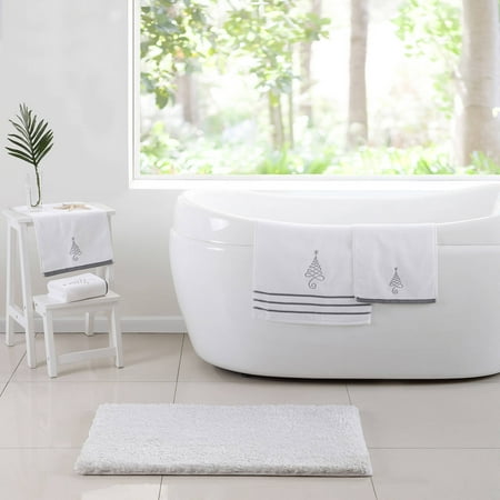 VCNY Home Silver Holiday Tree 5-Piece Bath Set, Bath Rug and Towels