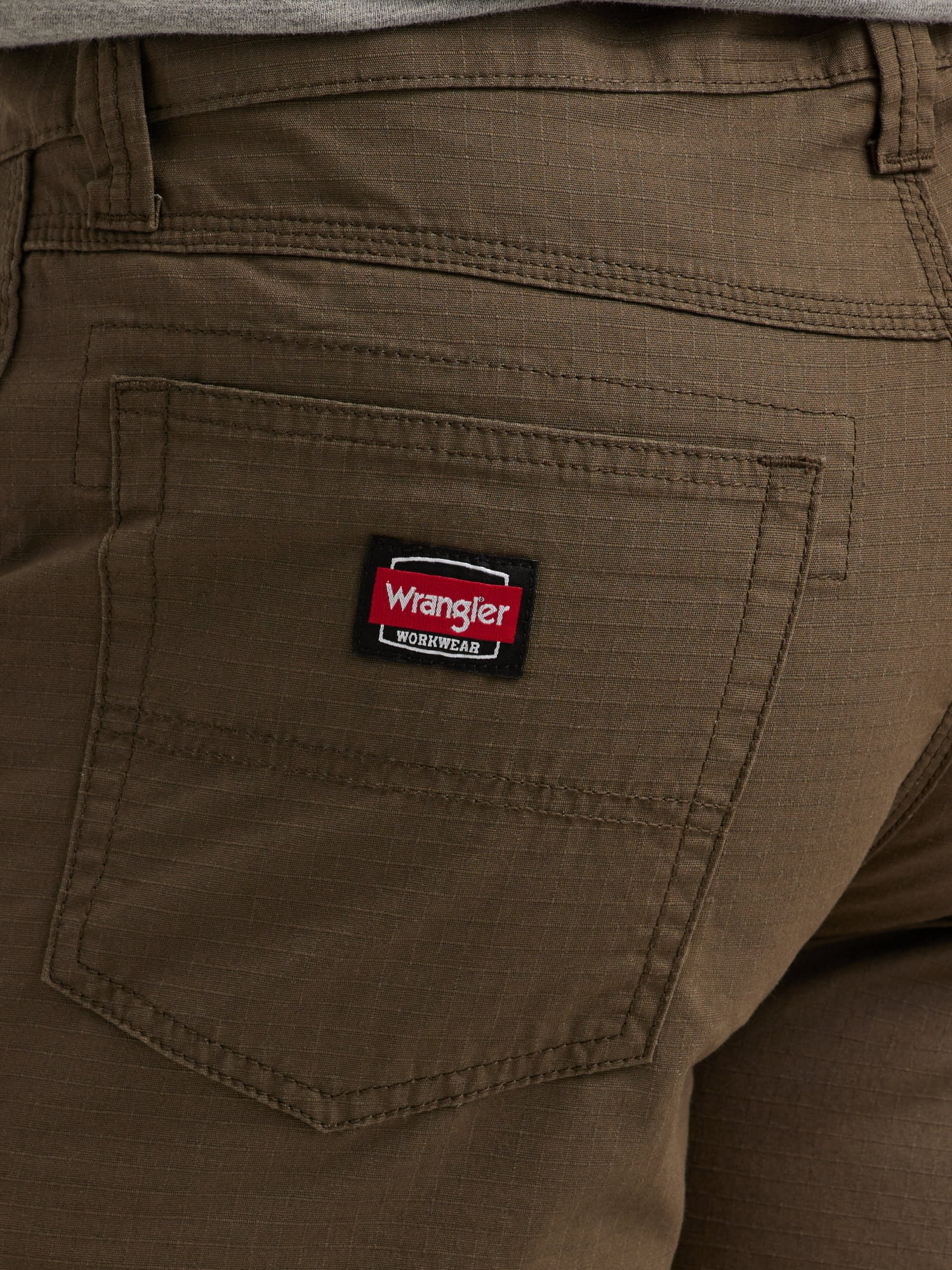 Men's Wrangler Workwear Relaxed Fit Technician Short, Sizes 32-44