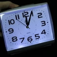 thumbnail image 3 of Reloj Analógico De Silencioso perfecl para Mesitas de noche Habitación para niños con despertador y luz Pta, 3 of 7