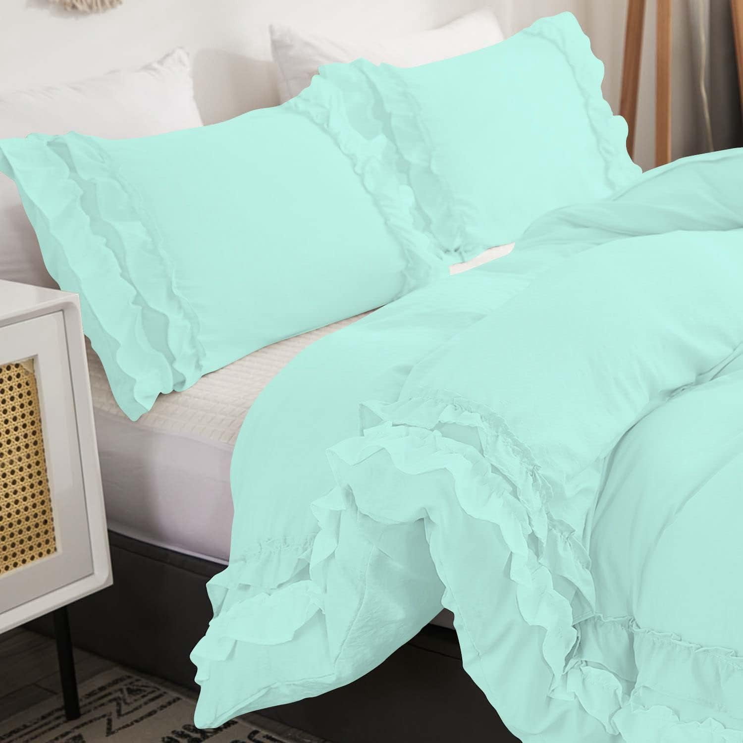 D.N.G. BEDDINGS Luxurious 3 Piece Double Ruffle Duvet Cover With Zipper Closure, 100% Egyptian Cotton, 800 Thread Cotton Full/Queen Size Aqua Blue Solid