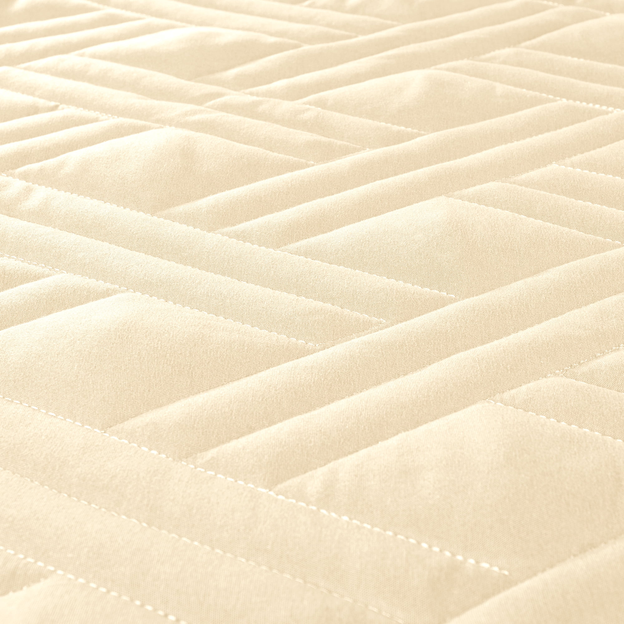 Somerset Home Solid Color Bed Quilt, Full/Queen, Beige