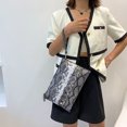 thumbnail image 4 of Bolso de mano con estampado de serpiente de cuero PU retro para mujer (negro) Tmvgtek Oficina Multiescena Multifunción, 4 of 9