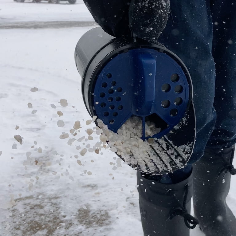 Chapin Handheld Ice Melt and Seed Spreader photo 7