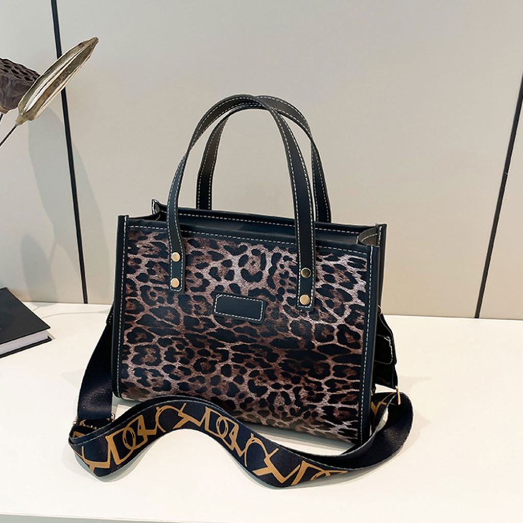FENOHREFE Modern Leopard Print PU Leather Crossbody Bag for Women Shoulder Purse Satchel with Adjustable Strap for Any Occasion
