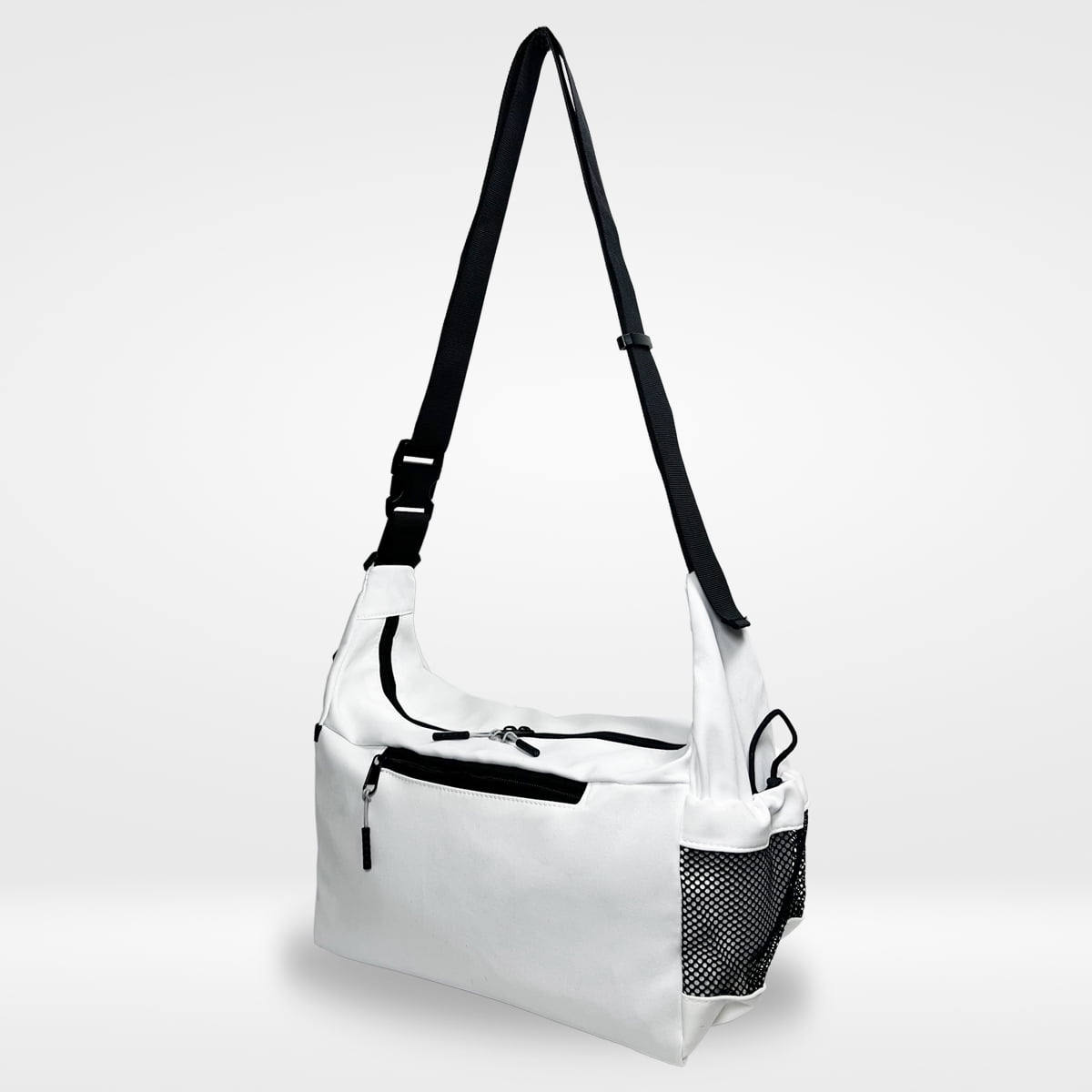 Health Trak Women's 20 in Pockets Sports Duffel Bag, White, 1-Piece