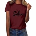 thumbnail image 2 of Pntutb Femmes Hauts Courts Tendance T-Shirt Décontracté à Imprimé Lettres Sourire pour Femmes Col Rond Manches Courtes Haut T-Shirt à Manches Courtes Col Rond/chemise Rabais, 2 of 5