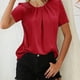 thumbnail image 3 of Camiseta de manga corta para mujer, cuello redondo plisado, tipo suelto, camiseta informal para uso de verano, rojo XL, 3 of 6
