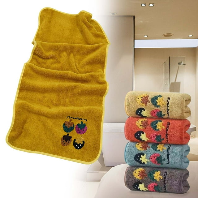 Uklsqma Strawberry Corals Fleece Absorbent Towel | Soft Quick-Dry Microfiber Fabric | Lightweight Durable Bath Beach Pool Towel | Multipurpose Absorbent Cloth for Home Travel Gym Spa