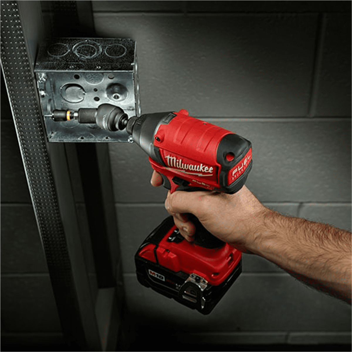 Milwaukee Tool SHOCKWAVE Impact Duty 7/16&rdquo; Insert Magnetic Nut Driver BULK 10