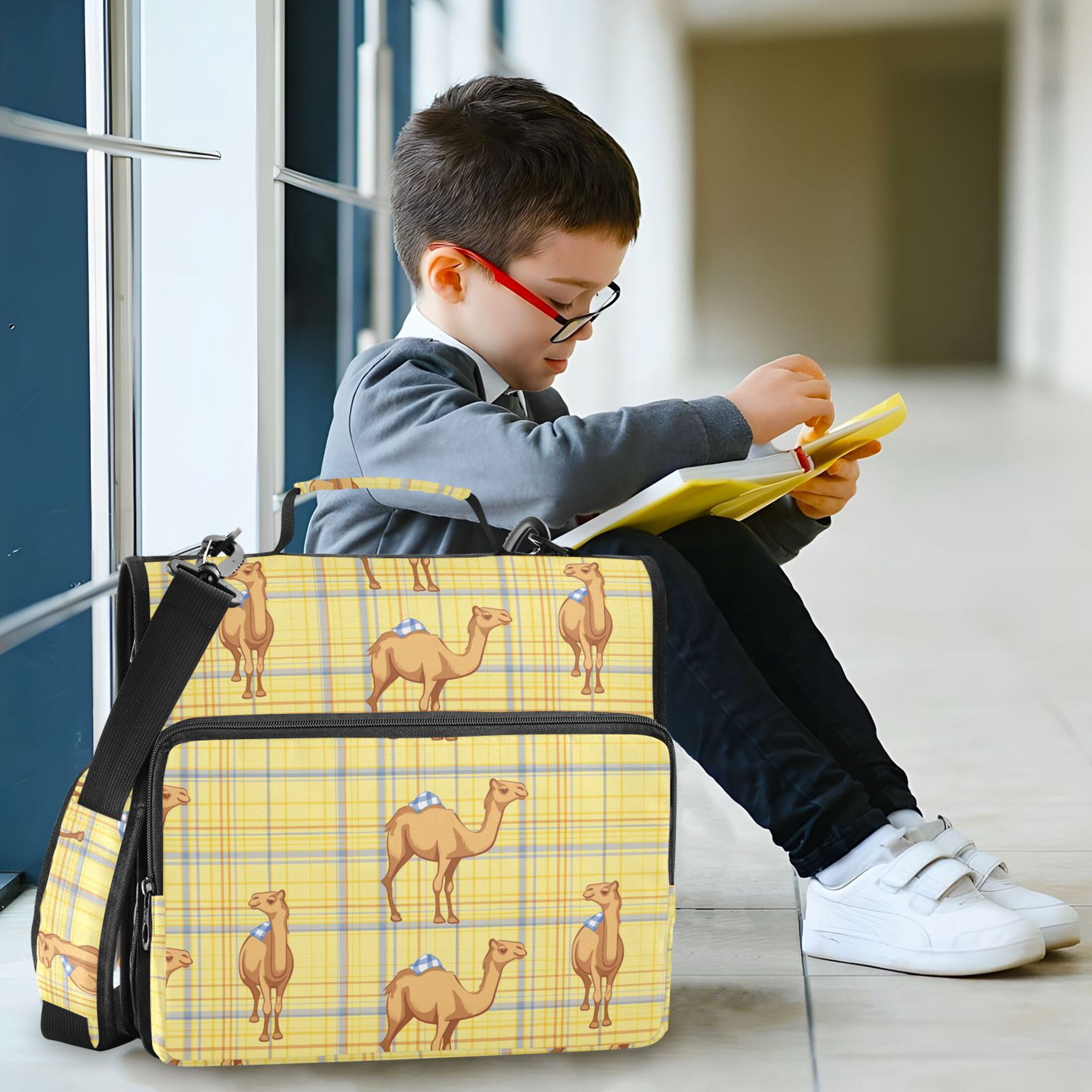 3 Ring Zipper Binder with Shoulder Strap Waterproof Trapper Keeper 2 Inch D-Ring 500 Sheets Capacity Cute Camel on Plaid