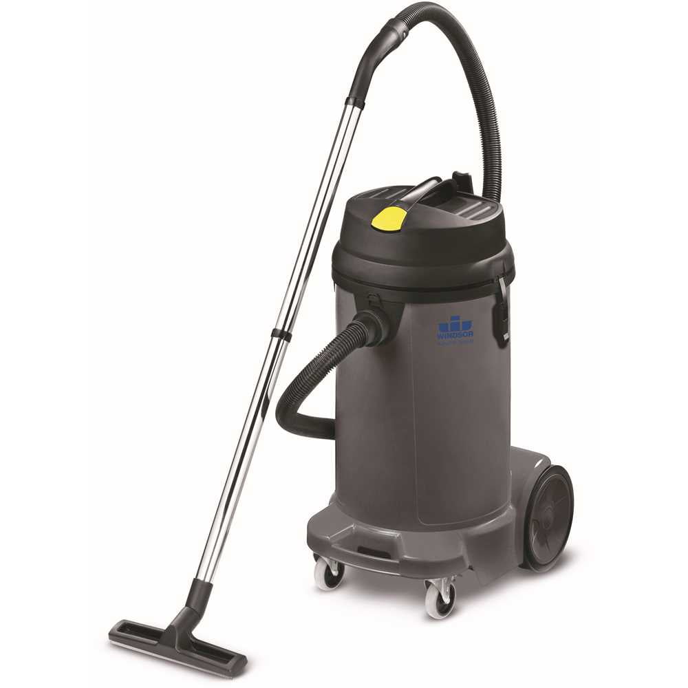 Karcher 116495 Recover 12 Gal. Wet/Dry Vac in Black