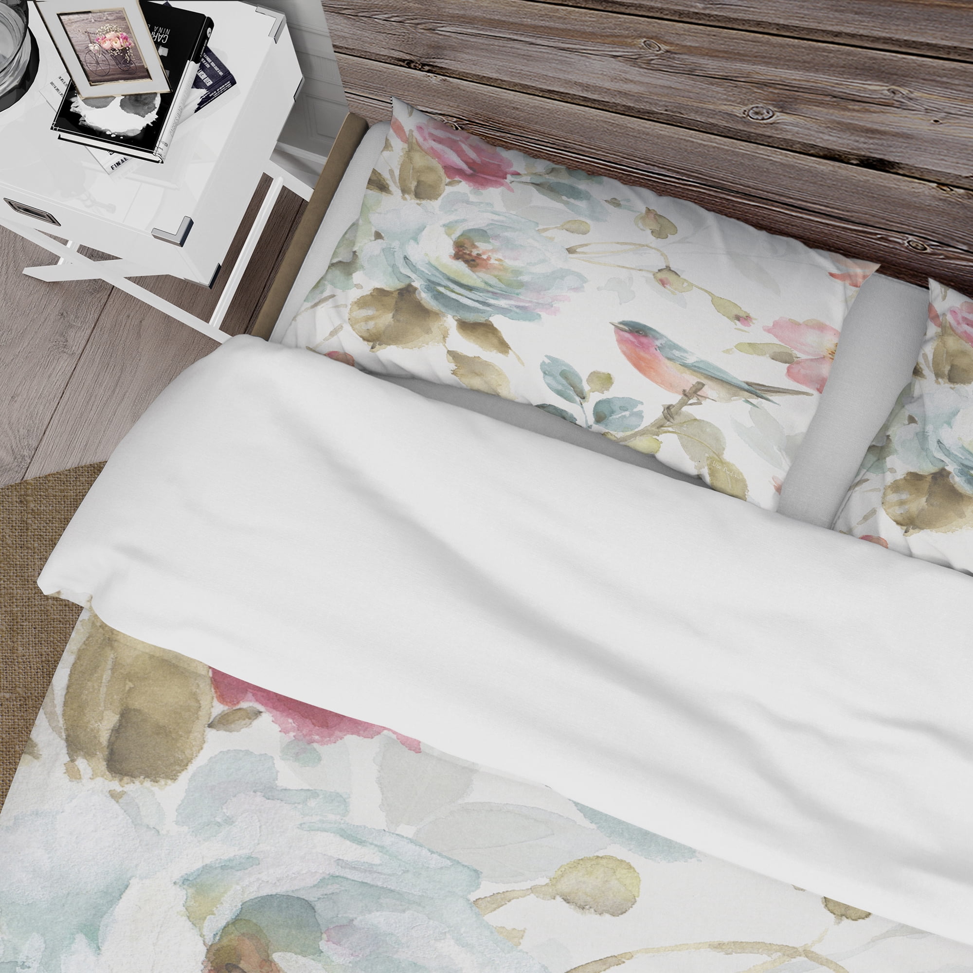 Designart 'Beautiful Bird Romance I' Cottage Duvet Cover Set