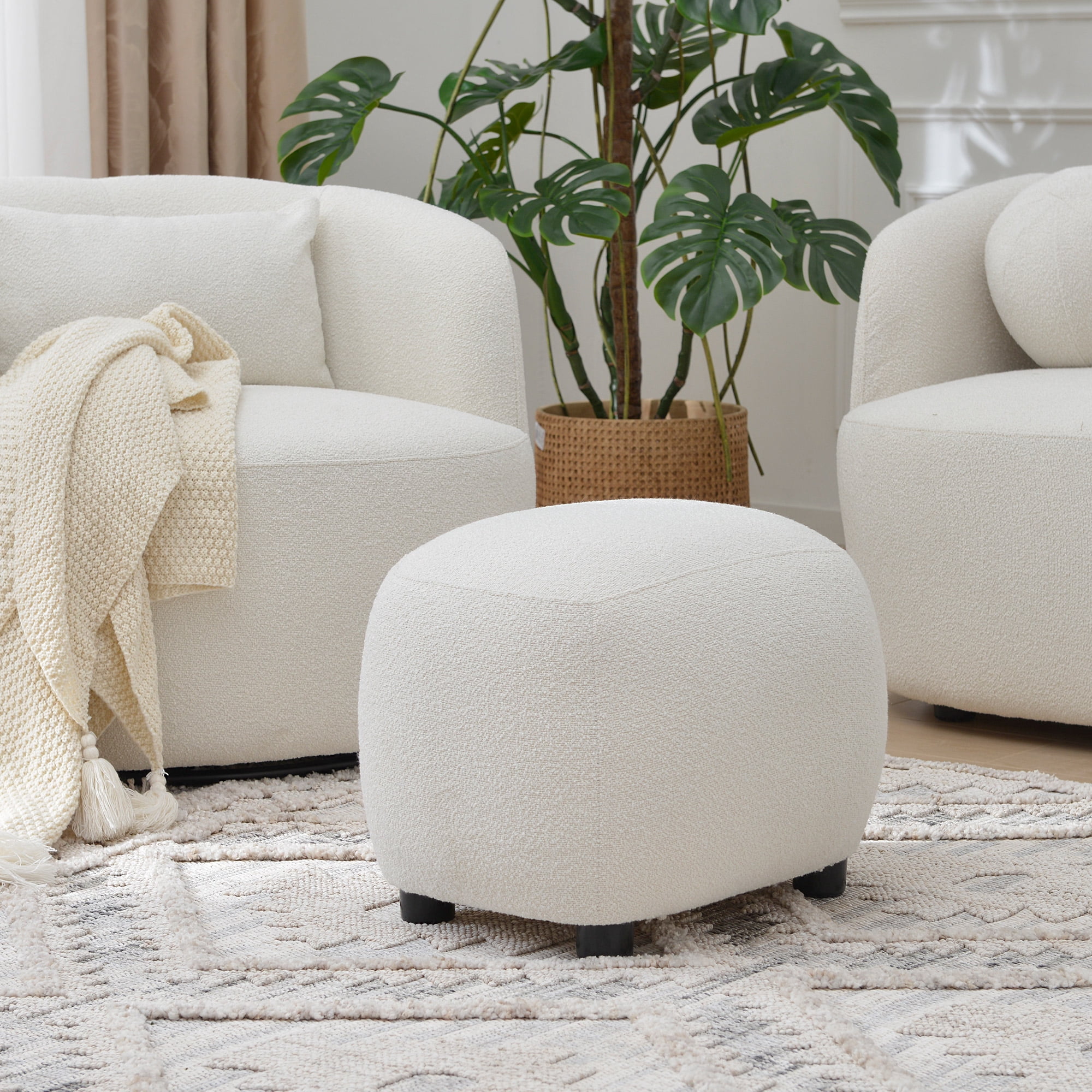 Round Boucle Upholstered Ottoman Chair, Footstool with Soft Padded Seat, Fully Assembled Modern Sofa Couch Footrest, Extra Seating for Bedroom Entryway, Beige(18.5" D x 23" W x 16.5" H)