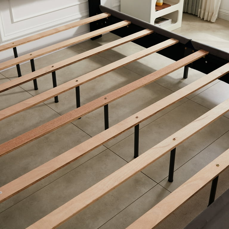 Beeさま専用 B108 King Bed with Stylish Line Stripe Cushion Headboard and