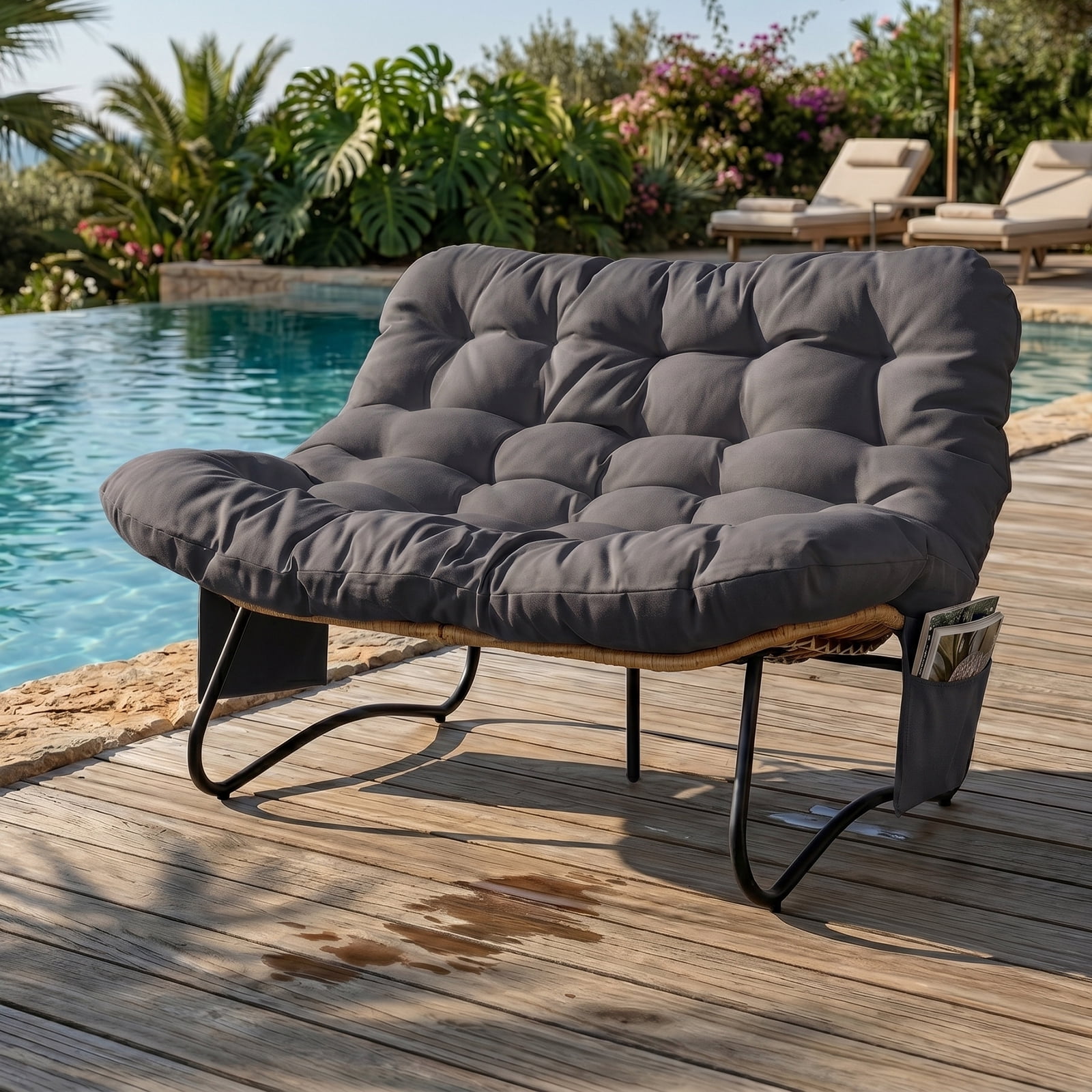 2-Seater Curved Wicker Loveseat with Magazine Pockets & Grey Cushion, 133x94x87cm