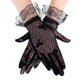 thumbnail image 1 of Un par de guantes negros para el sol de verano para mujer, guantes ceremoniales de encaje negro con lazo de malla, guantes de boda oso de fresa Electrónica, 1 of 3