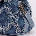 thumbnail image 2 of Mini Bolso Bandolera Bsvklp Tipo Cubo Color Sólido Con Entramado diamantes, 2 of 9