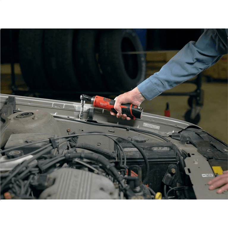 Milwaukee M12 Electric Ratchet 3 8