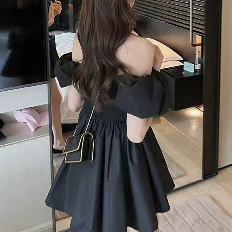 blue pleated maxi dress Andréa with Cutout Detail Size:2Xlarge this dress offers a swatches-call-my-lover-lace-slip-mini-dress Grande 2ED3999B1C3F47E48570137FAE81FF71 Dresser ,