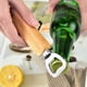 thumbnail image 2 of Abrebotellas de acero inoxidable resistente de mano de madera de 2 piezas, abridor de botellas de barman, abridores de botellas de cerveza de sidra para cocina casera, bar o restaurante, 2 of 4