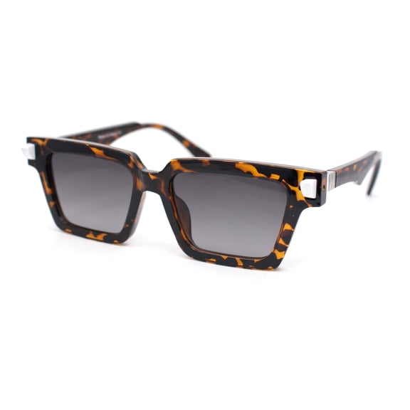 Womens Artsy Lipstick Hinge Retro Horn Rim Sunglasses Tortoise - Smoke