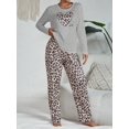 thumbnail image 1 of Ensemble de Pyjama Confortable pour Femmes à Imprimé Léopard - Haut avec Accent Cœur, Pantalon de Pyjama Doux, 1 of 7