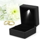 thumbnail image 4 of Caja de almacenamiento de anillos con luz LED de moda, vitrina de joyería, regalo negro, 4 of 9
