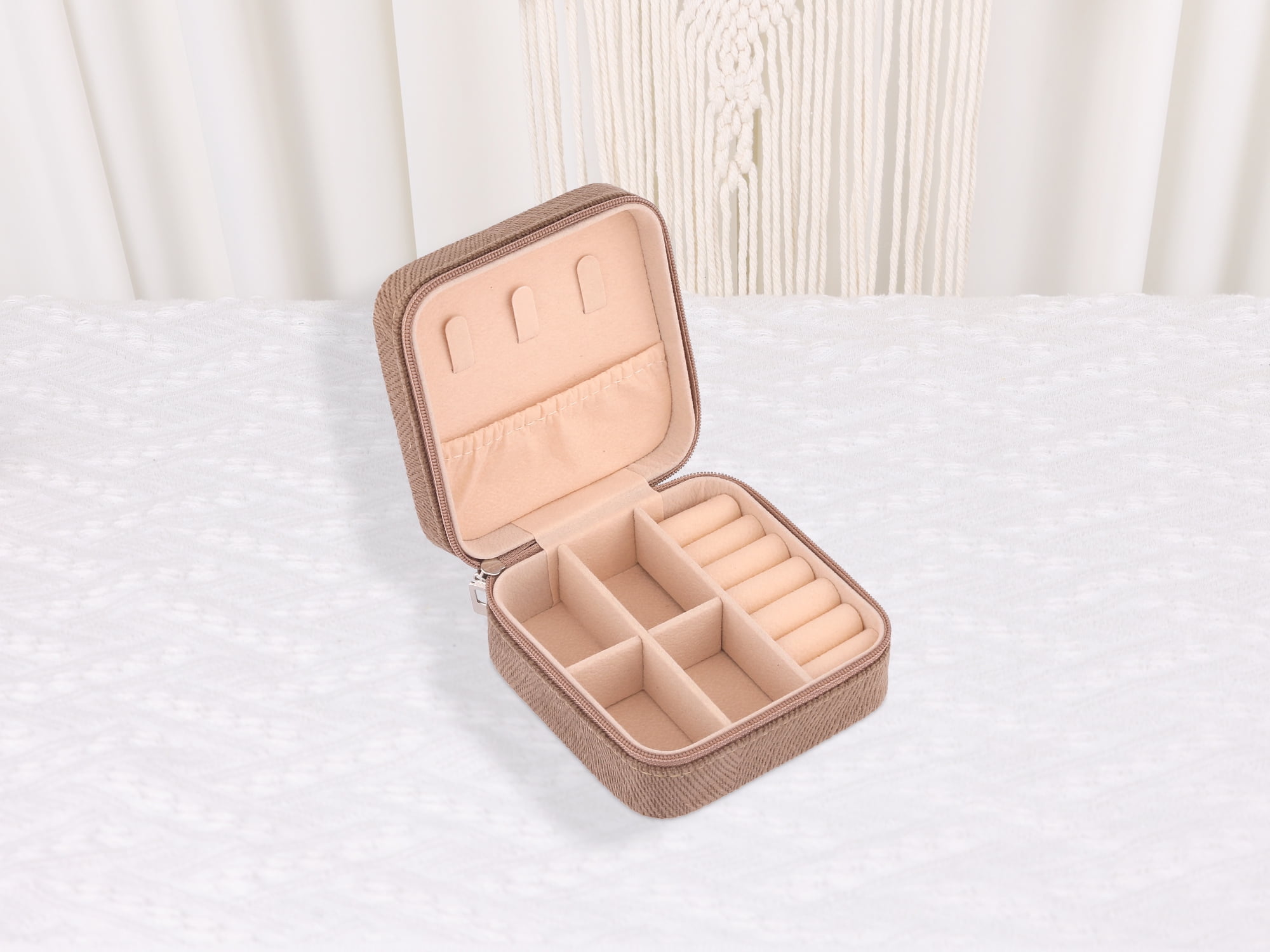Unique Bargains Portable Velvet Jewelry Storage Box Light Brown