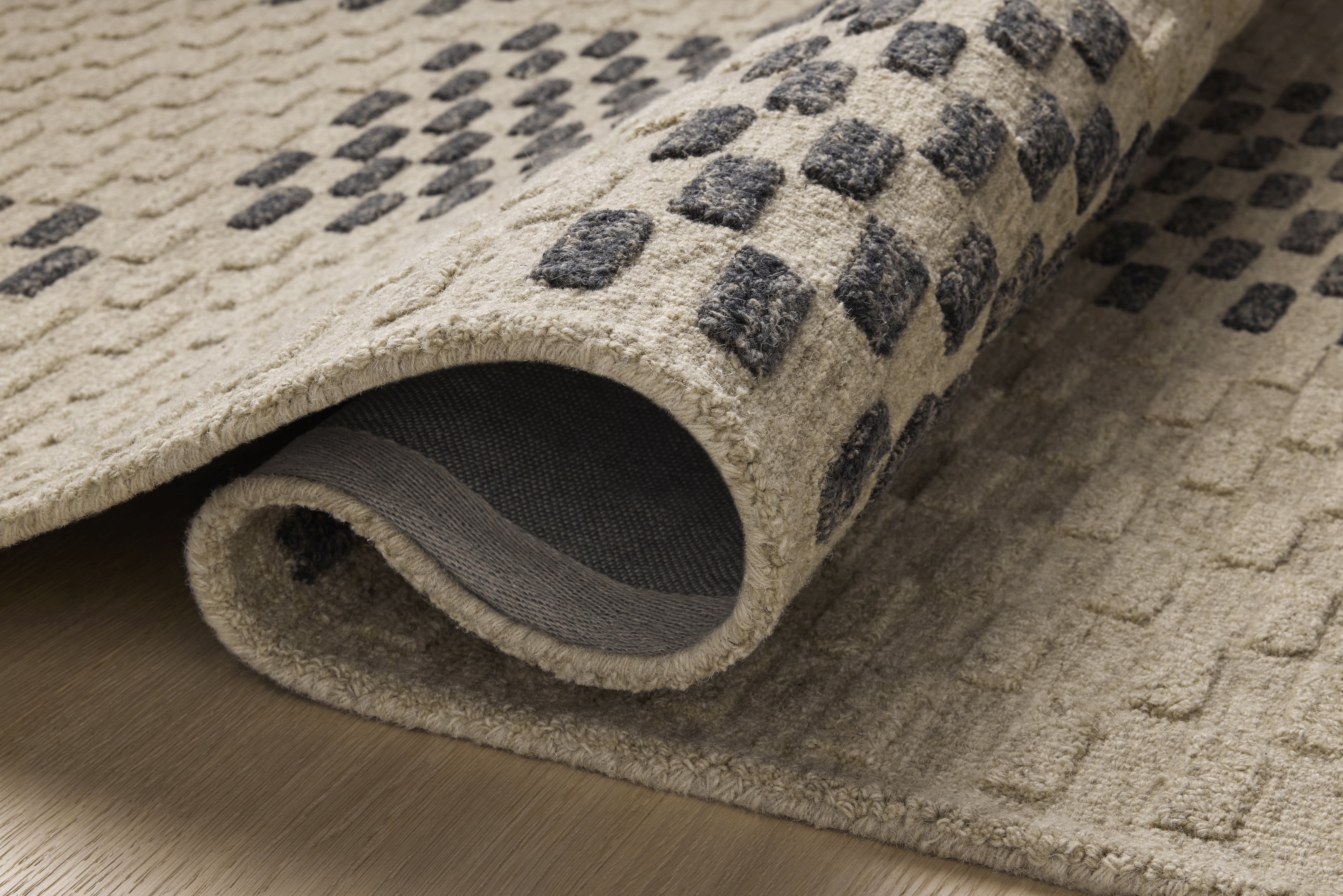 Chris Loves Julia x Loloi Bradley Beige / Midnight 2'-6" x 7'-6" Runner Rug