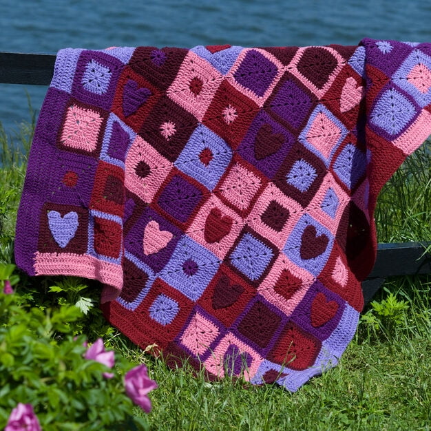 Red Heart Crochet Book J27 0031 Granny Squares Super Saver Yarn 12
