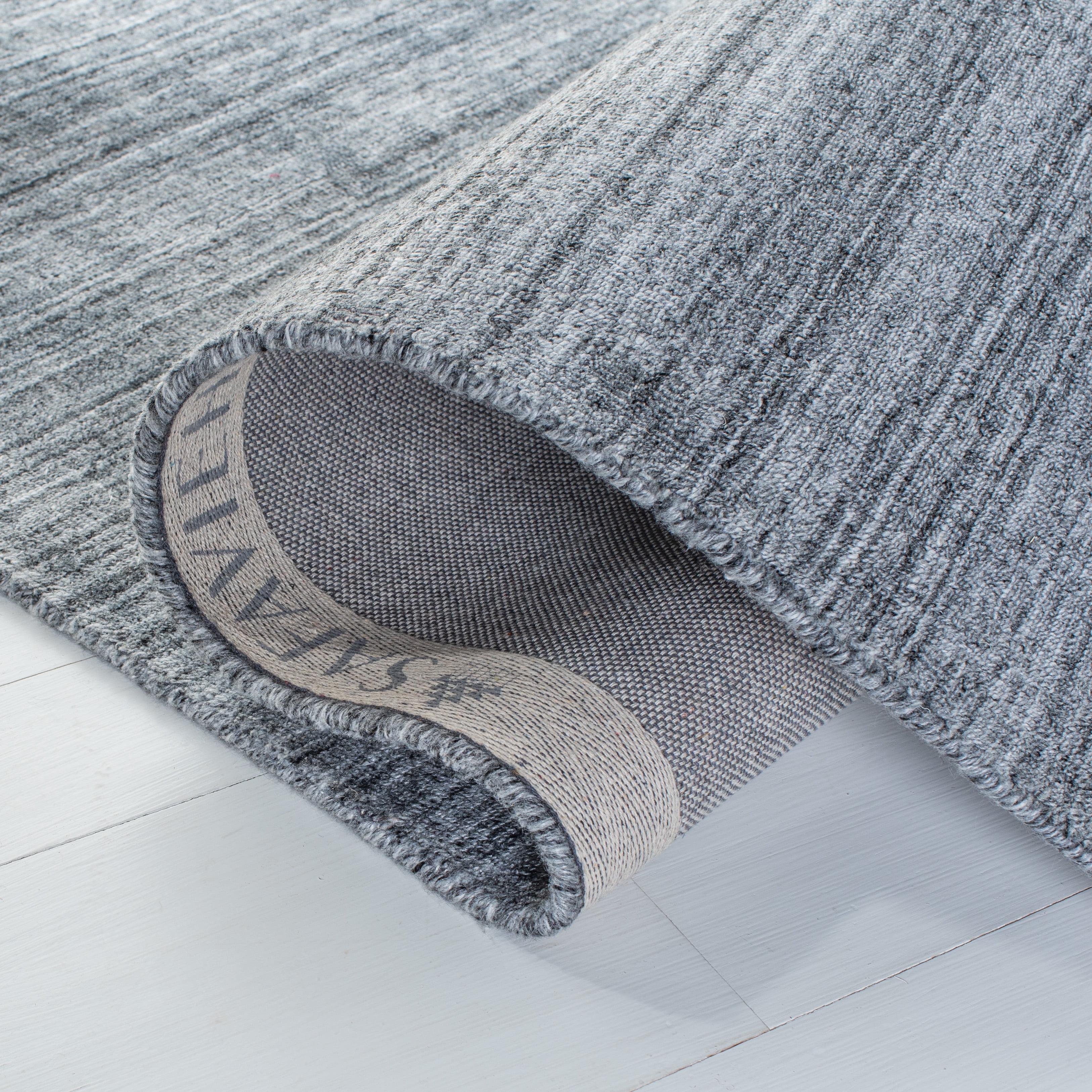 SAFAVIEH Mirage Edith Distressed Area Rug, Gray, 3' x 5'