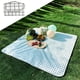 thumbnail image 1 of Manta de picnic impermeable, tapete para exteriores, tapete de playa grande de 78 x 78 para acampar y picnics, diseño plegable, ligero y portátil con protección impermeable y a prueba de, 1 of 8