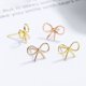 thumbnail image 2 of Pendientes de botón con lazo de plata de ley 925, pendientes pequeños lisos de temperamento femenino coreano sencillo, joyería coreana para las orejas, 2 of 5