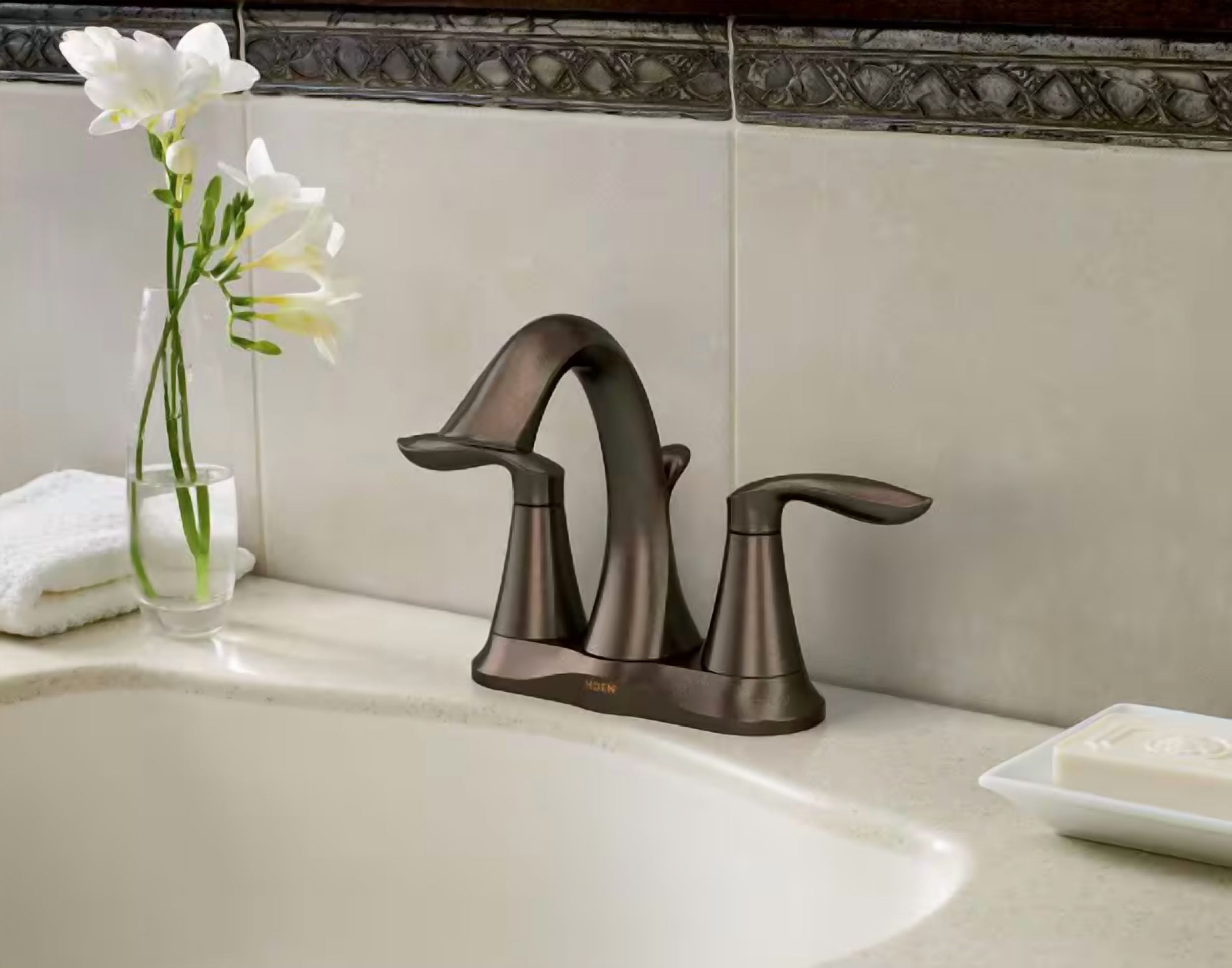 Moen 6410ORB Rubbed Bronze two-handle bathroom faucet