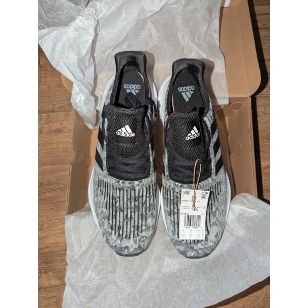 Adi - das Originals Mens Swift Run 1.0 Sneakers IF0569 Black/White US Size 10.5