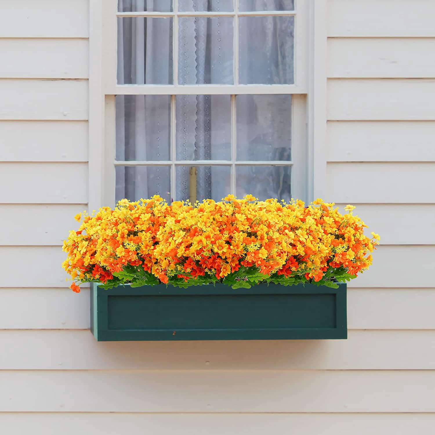 Artificial Flowers for Outdoors, 12 Bundles Fake Flowers Bulk UV Resistant Daisy Flowers Plastic Greenery Shrub Plant Window Box Flowers for Wedding Garden Home Porch Summer Decor White