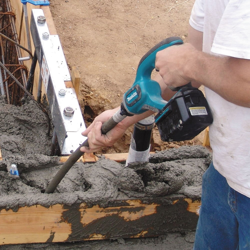 Makita Brandclub Makita XRV01T 18V LXT 5.0 Ah Cordless Lithium Ion 4 ft.Concrete Vibrator Kit