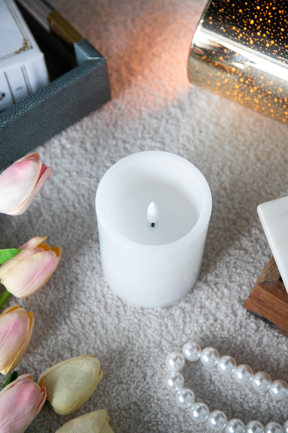 Set of 3 White LED Candles with Remote Timer, L: D3X6" M: D3X5" S: D3X4"