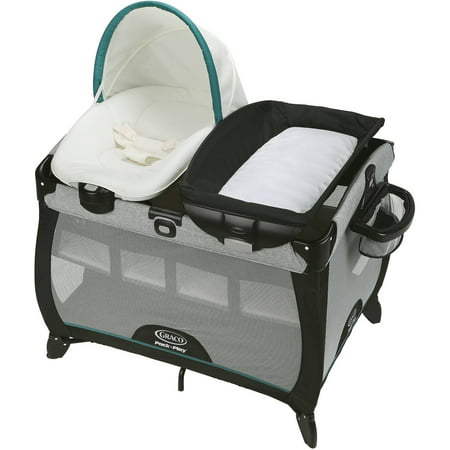 Graco Pack ‘n Play Quick Connect Portable Napper Deluxe with Bassinet