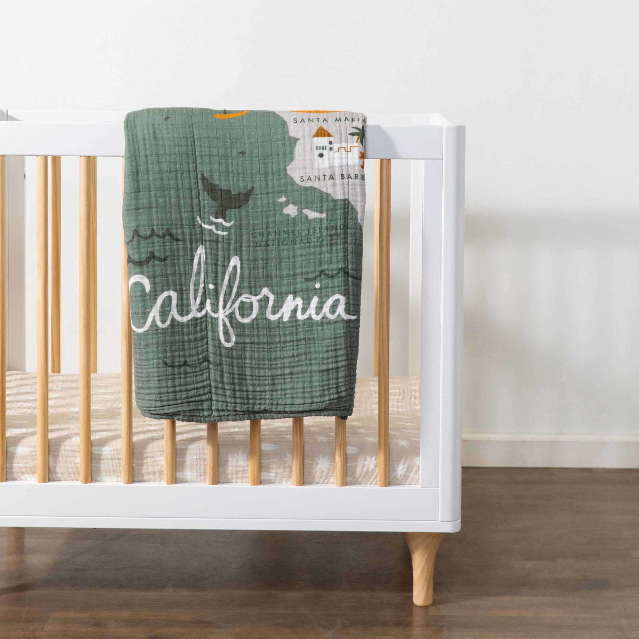 Babyletto Mini Crib Sheet in GOTS Certified Organic Muslin Cotton