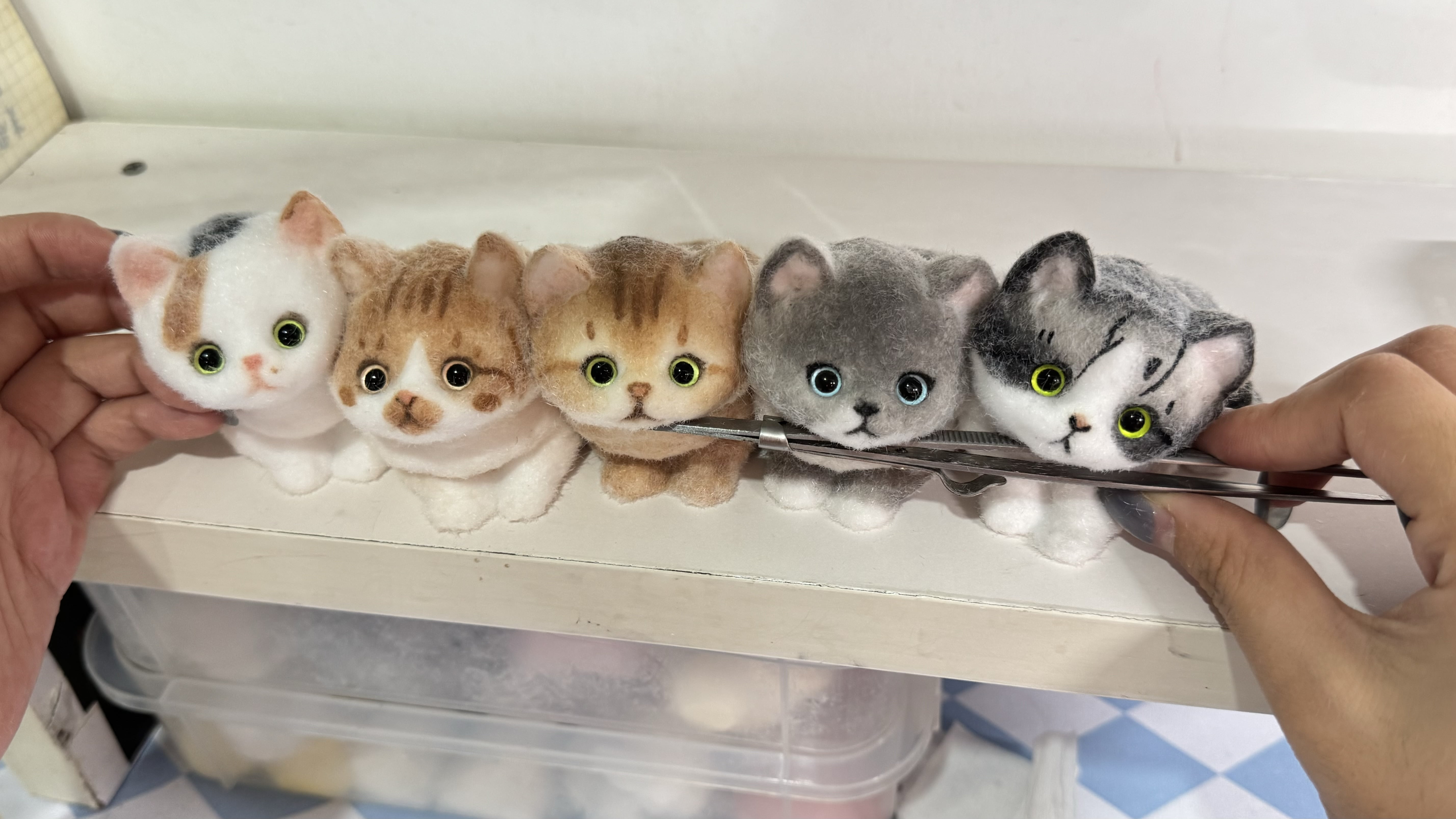 Soft Kitty Taba Squishy Toy Cat Fidget Toy, ASMR Sensory Cute Animal Squeeze Toy for Anti Stress Relief, Funny Christmas Party Gift for Children