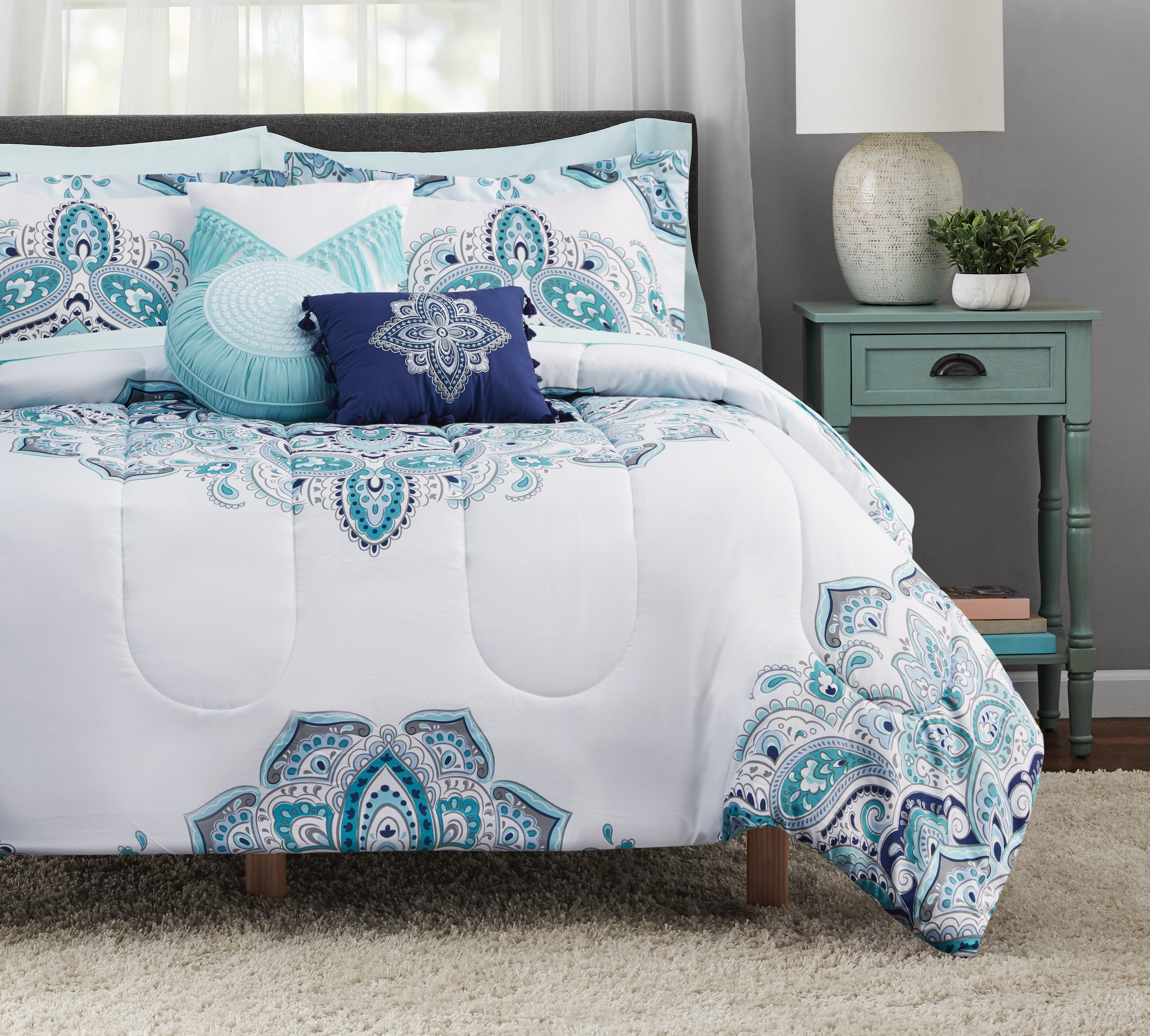 StyleWell Lane Medallion Full/Queen Bed in a Bag Comforter Set