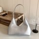 thumbnail image 3 of Bolsos vintage en forma de media luna para mujer, bolsos y carteras de diseño de lujo, novedad de 2023, en PU, estampado de cocodrilo, media luna, para debajo del hombro, 3 of 5
