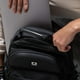 thumbnail image 4 of Mochila OGIO Prospect Dark Static para ordenadores portátiles de hasta 17 pulgadas, 4 of 4