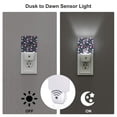 thumbnail image 3 of Fotbe Floral Rabbit Luz Nocturna LED, Luz de Noche con Sensor de Luz Natural de Anochecer a Amanecer, Se Enchufa a la Pared, Blanco Cálido 0.5W-UK, 3 of 7