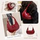 thumbnail image 4 of Bolso de media luna para mujer, bolso de hombro informal, elegante bolso de viaje para citas (rojo), 4 of 8