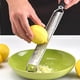 thumbnail image 4 of Rallador de acero inoxidable perfecl deslizante verduras naranja jengibre cítricos, 4 of 6